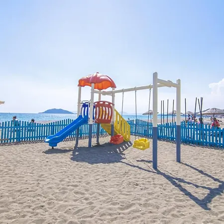 Sunset Beach Club Aqualettings Mermaid 43 דירה