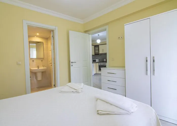 Sunset Beach Club Aqualettings Mermaid 43 פאטהיה